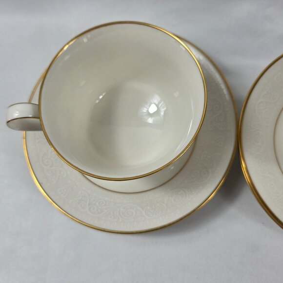 Noritake Tulane Cups & Saucers (2 Cups 4 Saucers) White Scrolls Gold Ring & Rim - Picture 2 of 15